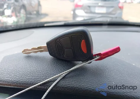 2013 Chrysler 200 Lx z USA, uszkodzony, nr VIN 1C3CCBAB2DN735284